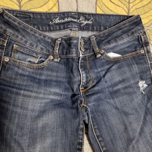 Jean's - Picture 2 of 4